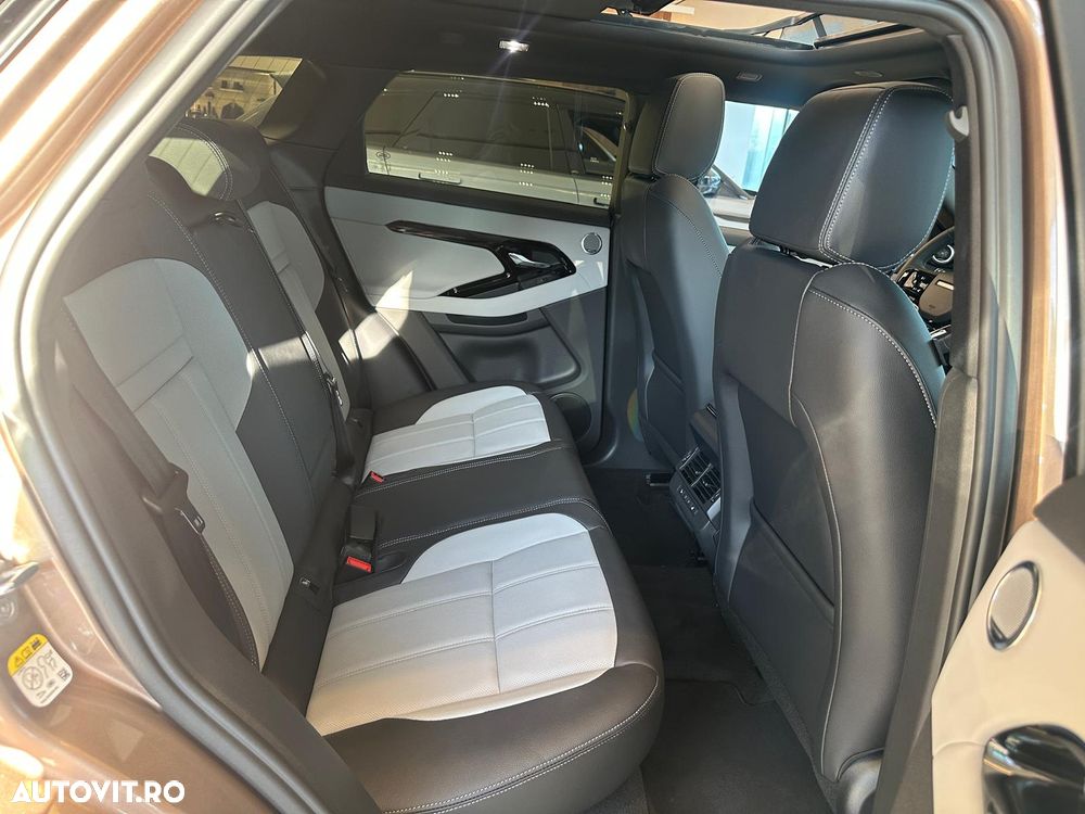 Land Rover Range Rover Evoque - 17