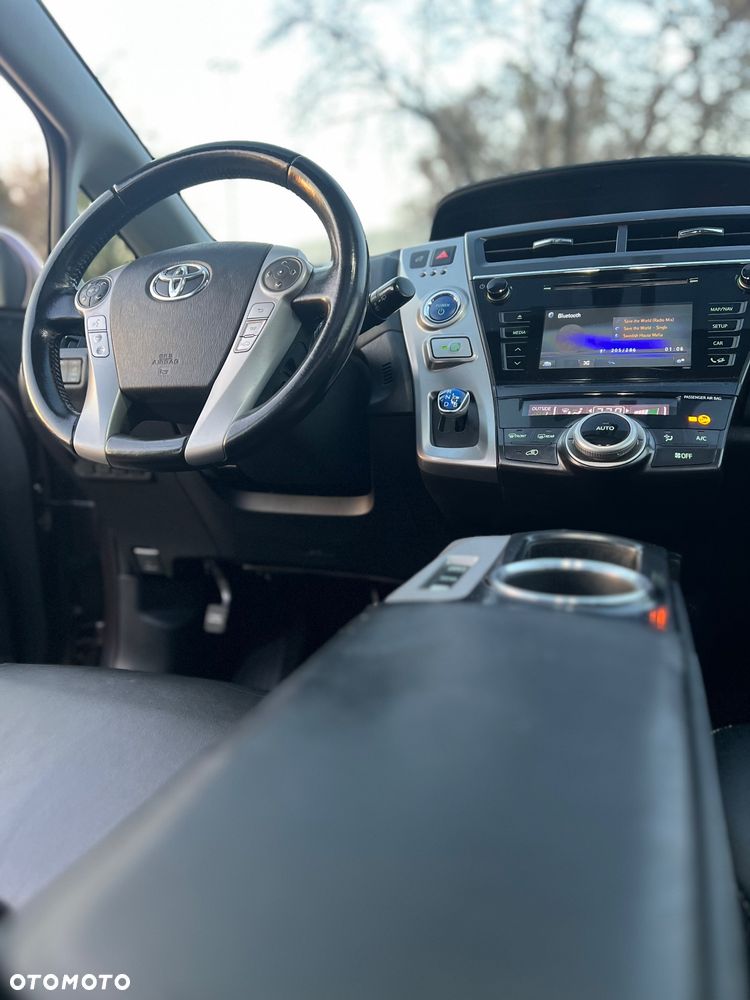 Toyota Prius+ (Hybrid) Executive - 15