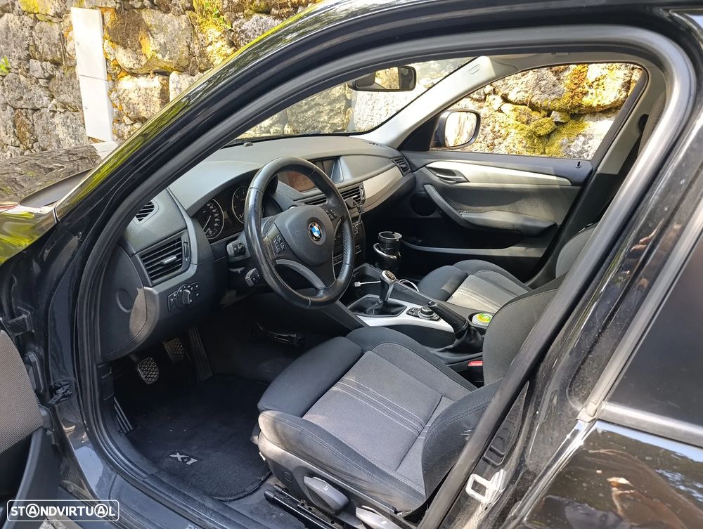BMW X1 sDrive18d - 10
