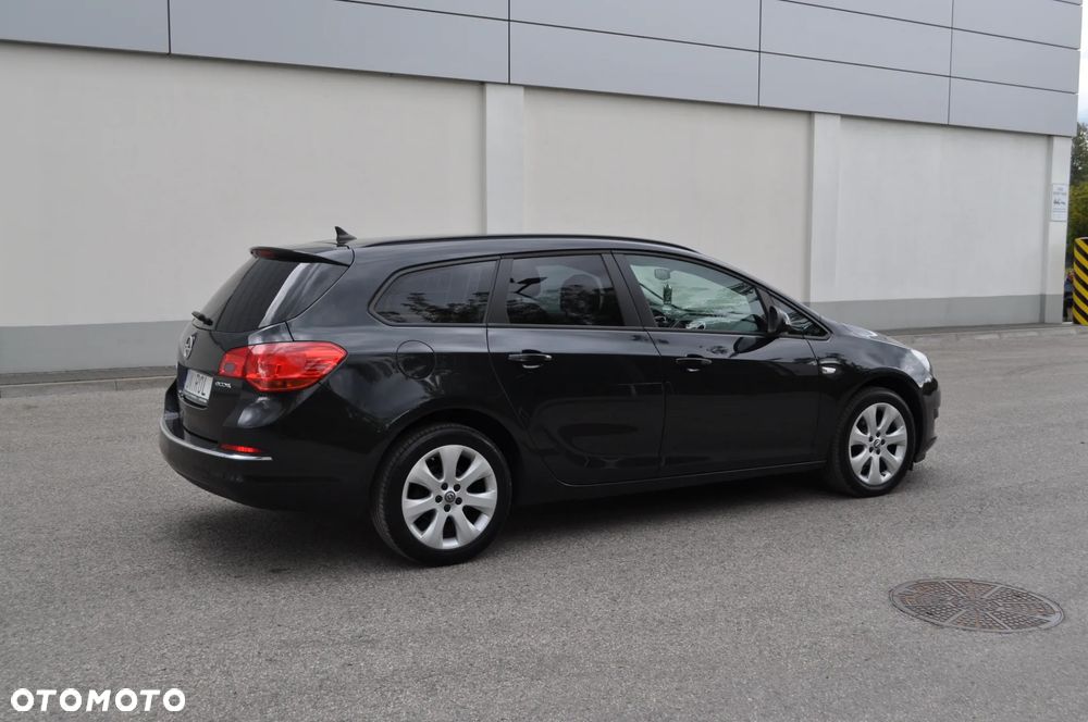 Opel Astra 1.4 Turbo Exklusiv - 7