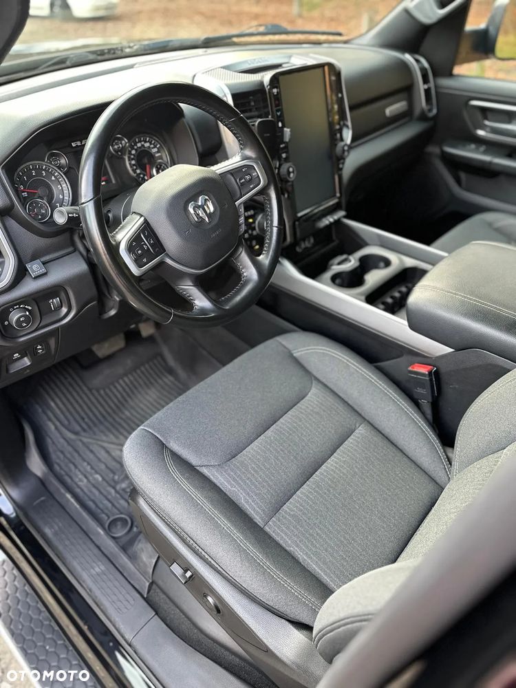 RAM 1500 5.7 Crew Cab Bighorn - 22