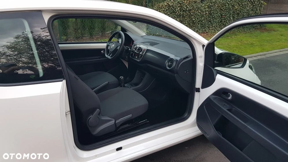 Volkswagen up! black style - 22