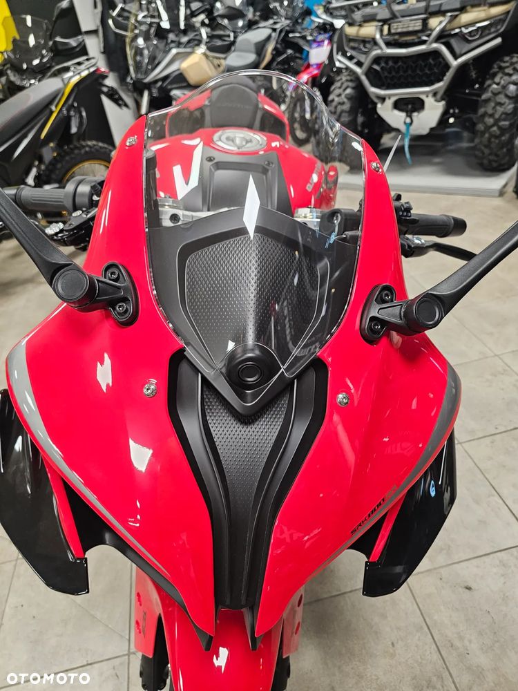 QJMOTOR SRK 800RR - 14