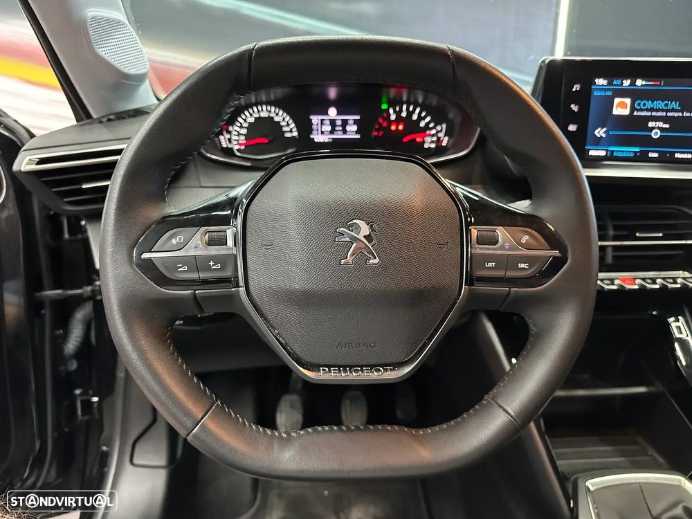 Peugeot 208 1.2 PureTech Active Pack - 12