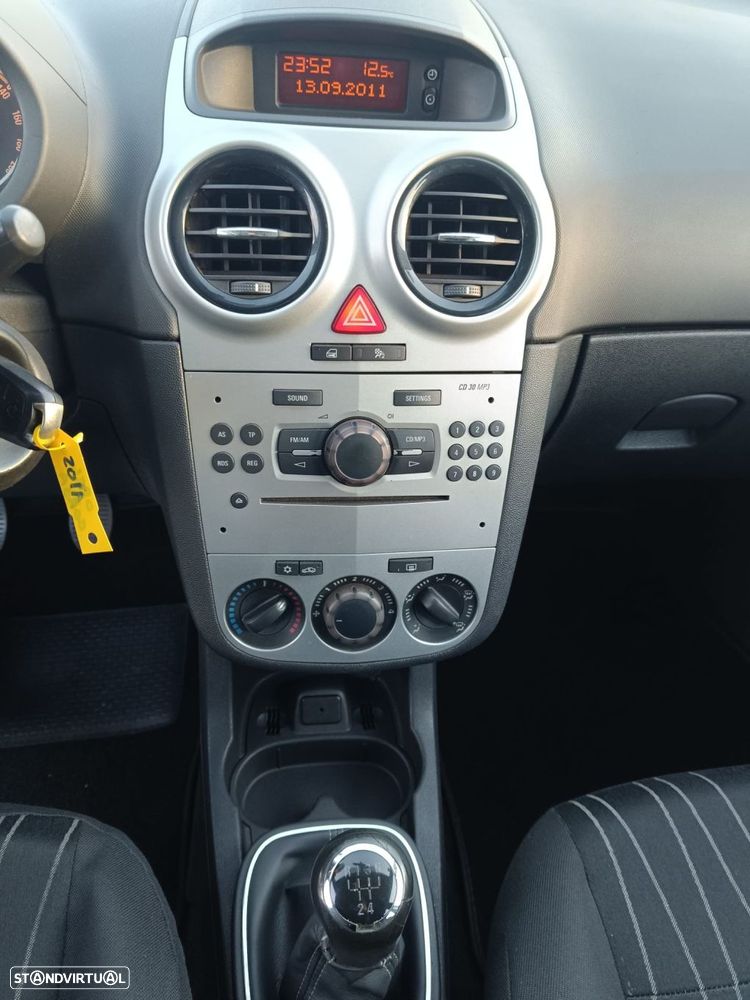 Opel Corsa 1.2 Enjoy - 7