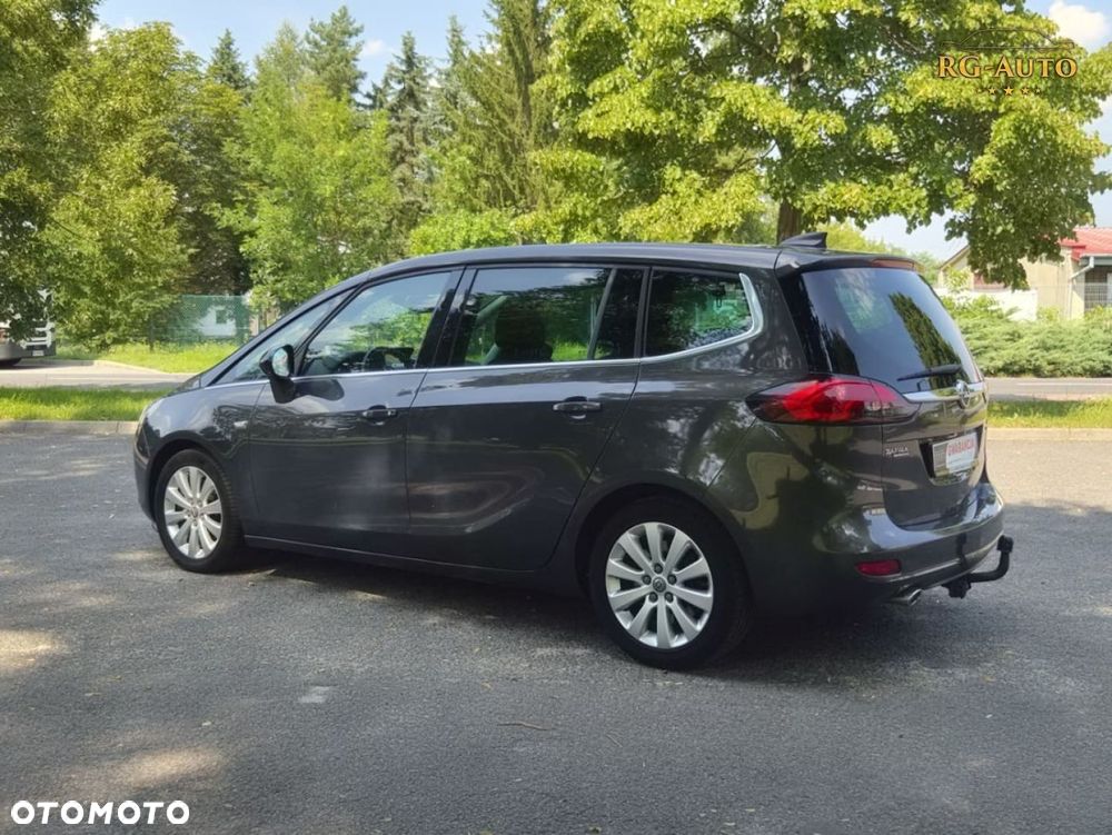 Opel Zafira - 9