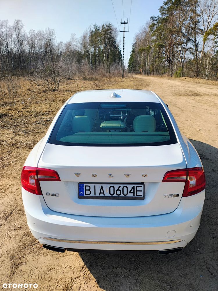 Volvo S60 - 5