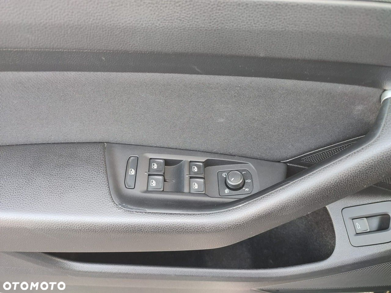 Volkswagen Passat 1.8 TSI BMT Comfortline - 13