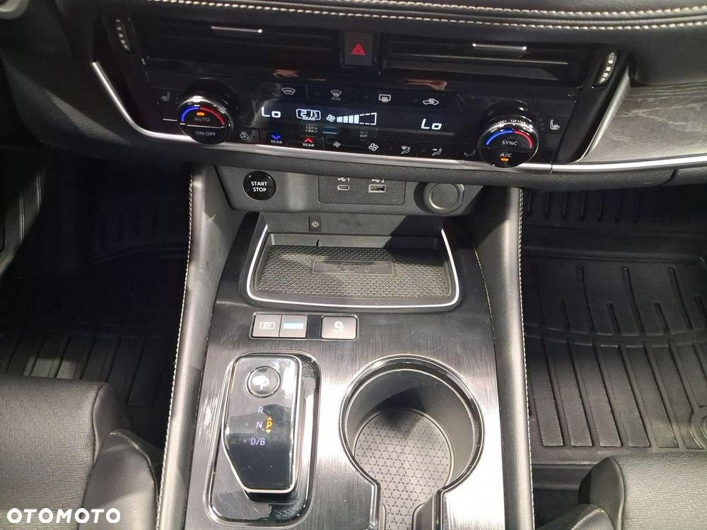 Nissan X-Trail - 24