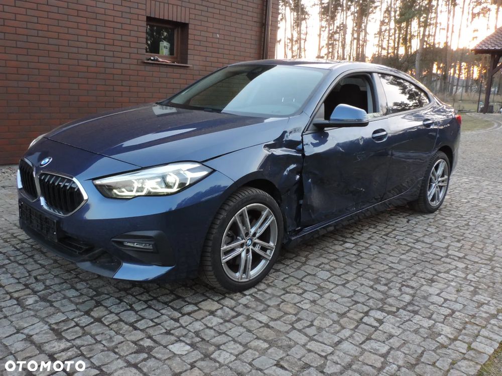 BMW Seria 2 218i Edition Colorvision - 24