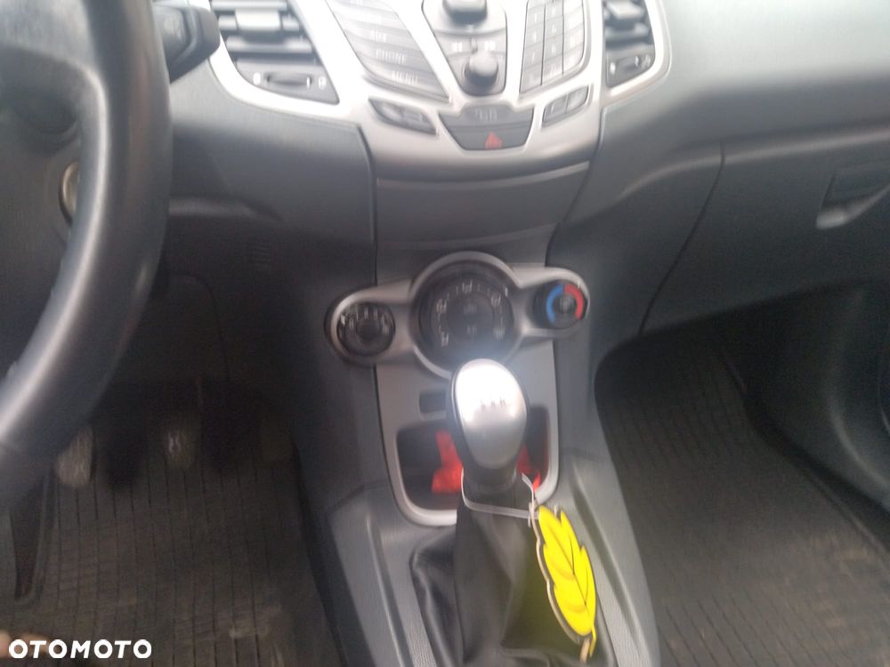 Ford Fiesta 1.6 TDCi DPF Silver X (SVP) - 3
