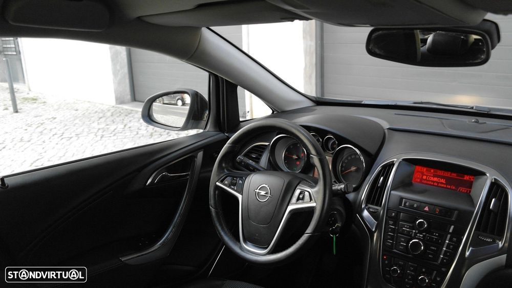 Opel Astra Sports Tourer 1.7 CDTi Cosmo - 32