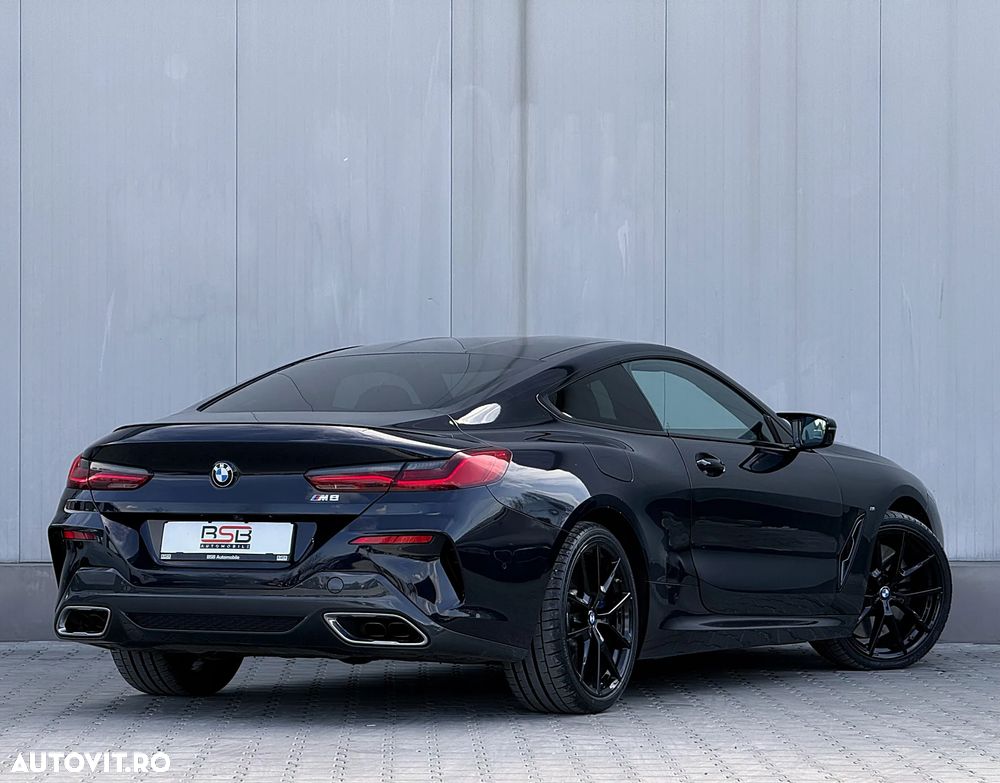 BMW M8 - 8