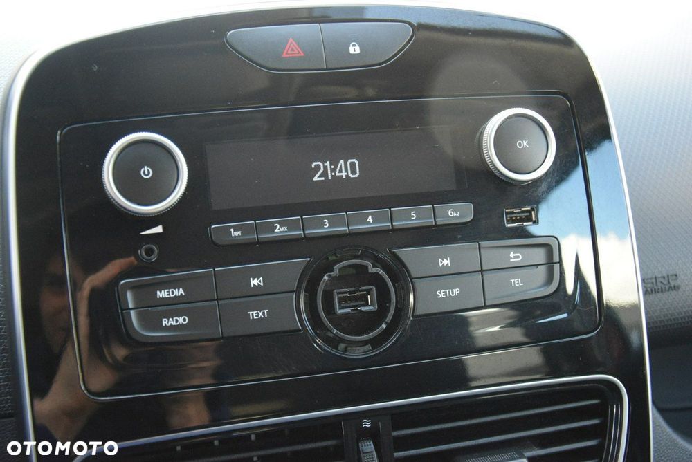 Renault Clio (Energy) TCe 75 Start & Stop LIMITED - 28