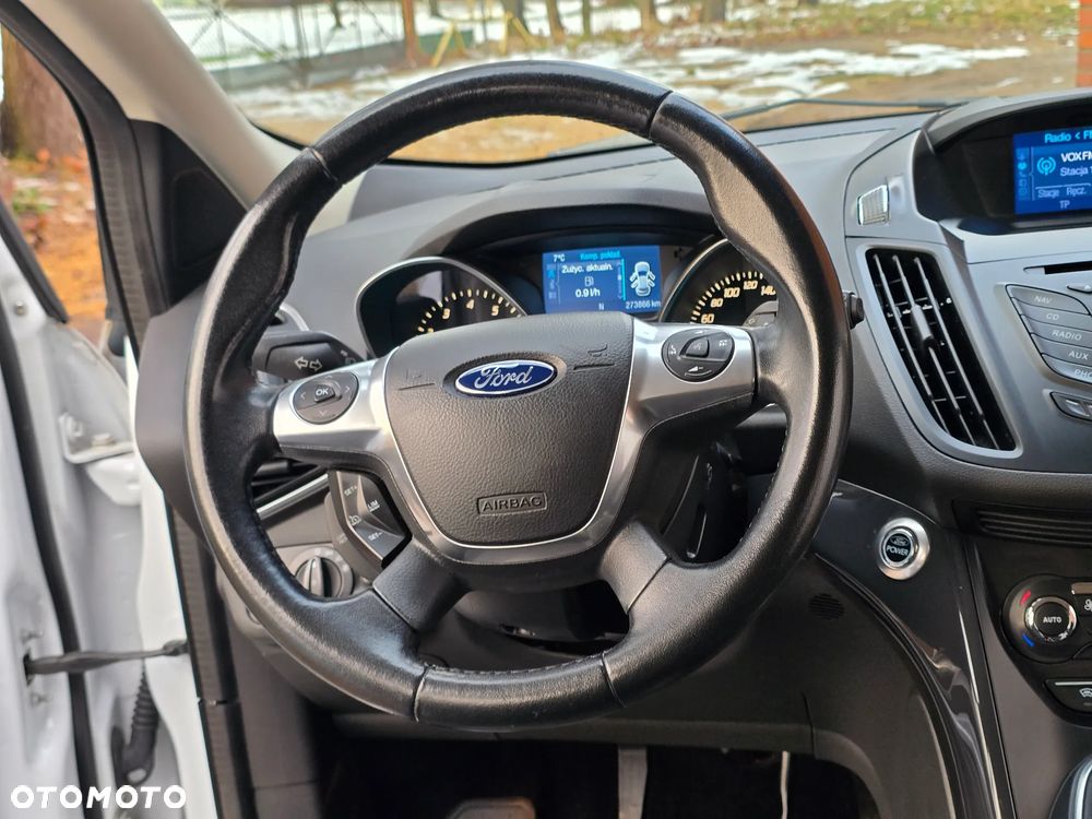 Ford Kuga 1.6 EcoBoost 2x4 Titanium - 29