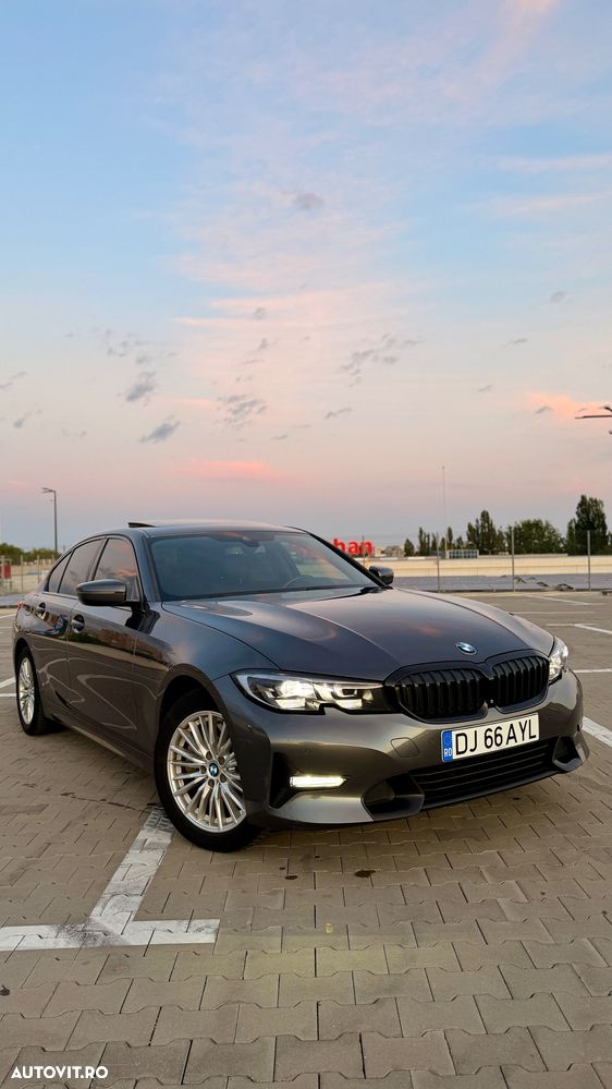 BMW Seria 3 330e Aut. Sport Line - 1