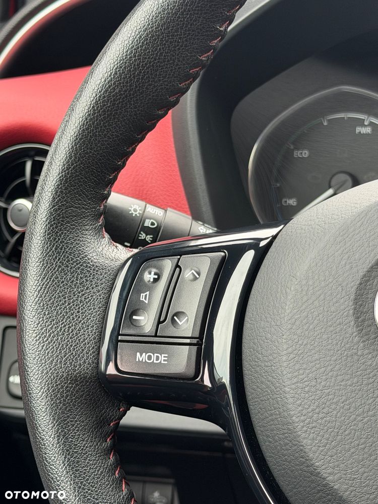 Toyota Yaris - 18