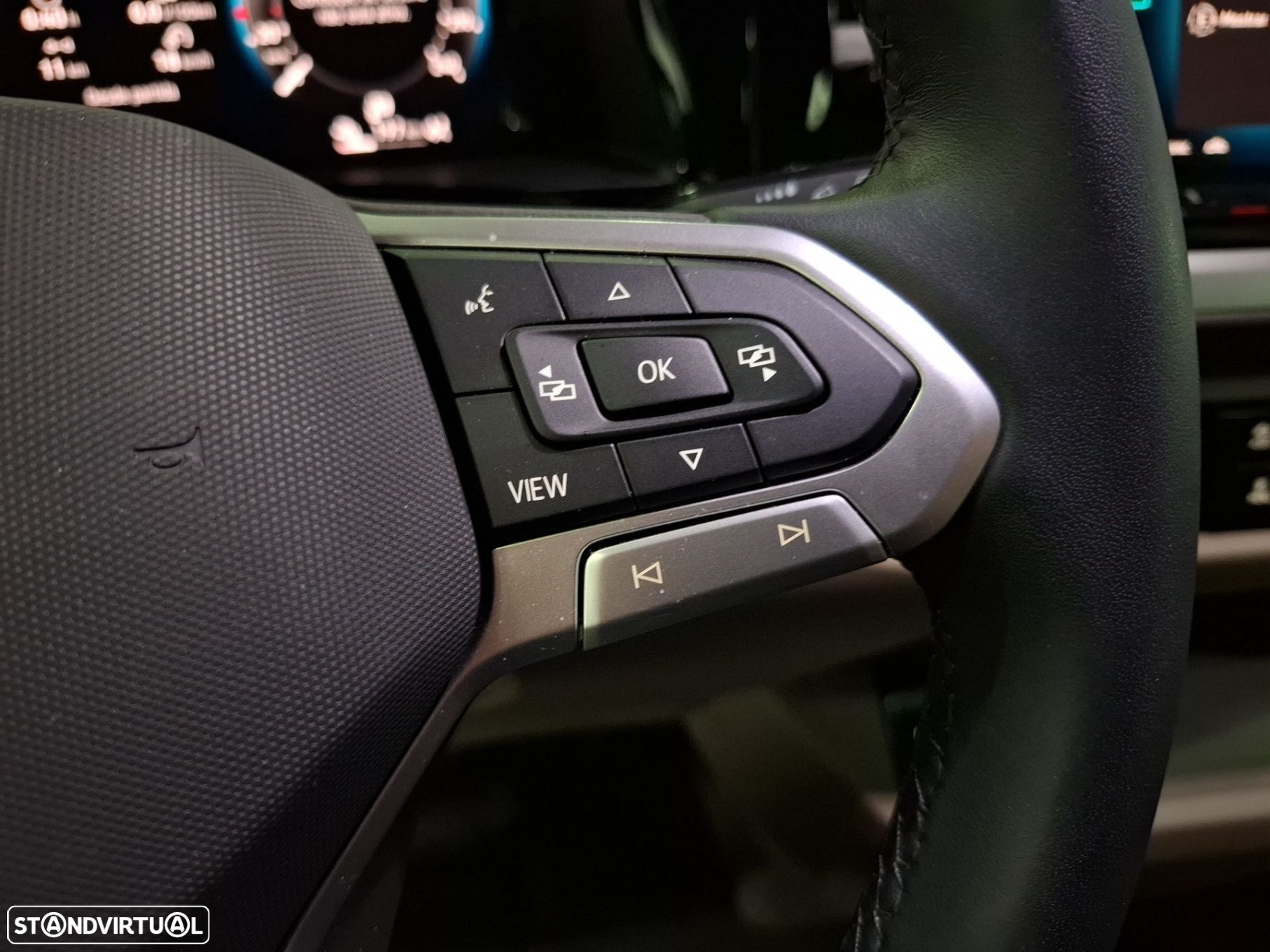 VW Multivan 1.5 TSI e-Hybrid Life DSG - 16