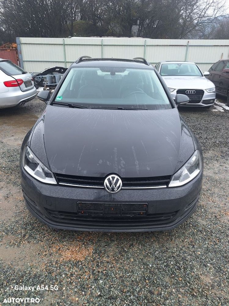 Dezmembrez VW Golf 7 break motor 1.6 CLBM cod culoare LI7F - 1