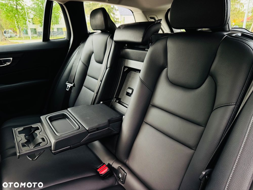 Volvo V60 D3 Geartronic Momentum Pro - 36