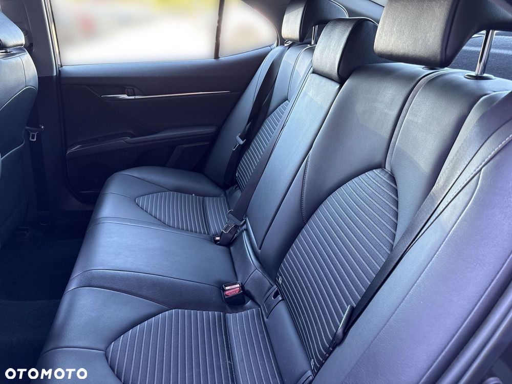 Toyota Camry 2.5 Hybrid Prestige CVT - 16