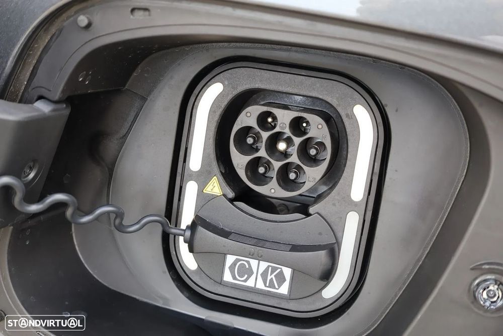 MG MGS5 EV 64 kWh Luxury - 11