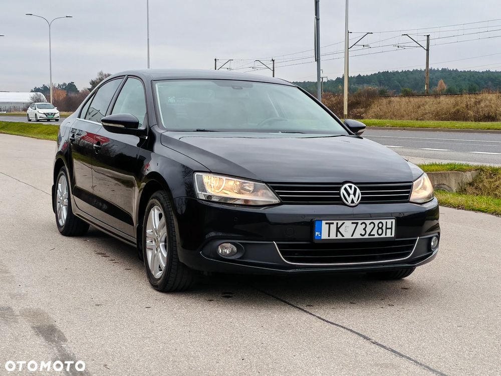 Volkswagen Jetta 1.4 TSI Highline - 12