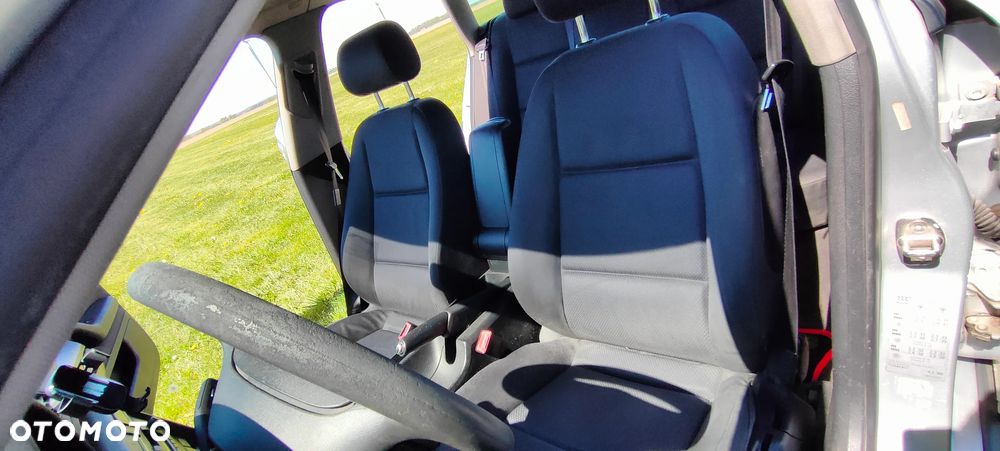 Audi A4 Avant 1.9 TDI - 23