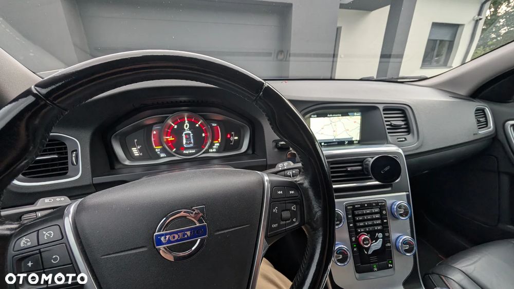 Volvo V60 D2 Drive-E Ocean Race - 6