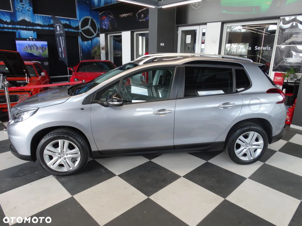 Peugeot 2008 PureTech 82 Style - 2