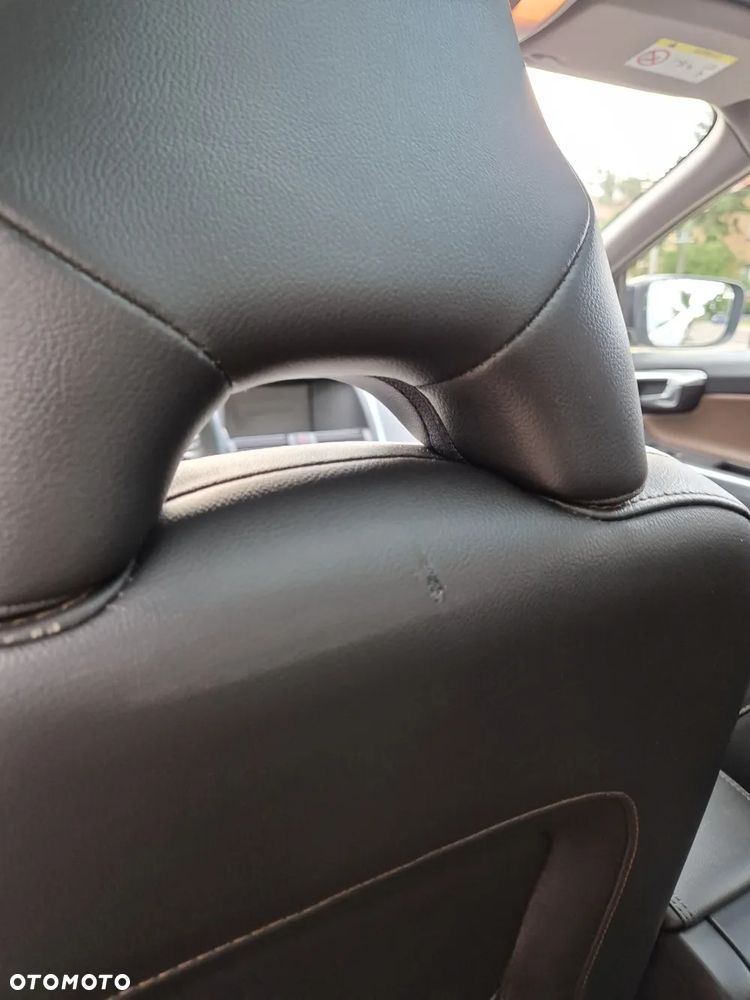 Volvo XC 60 D4 Geartronic Momentum - 17