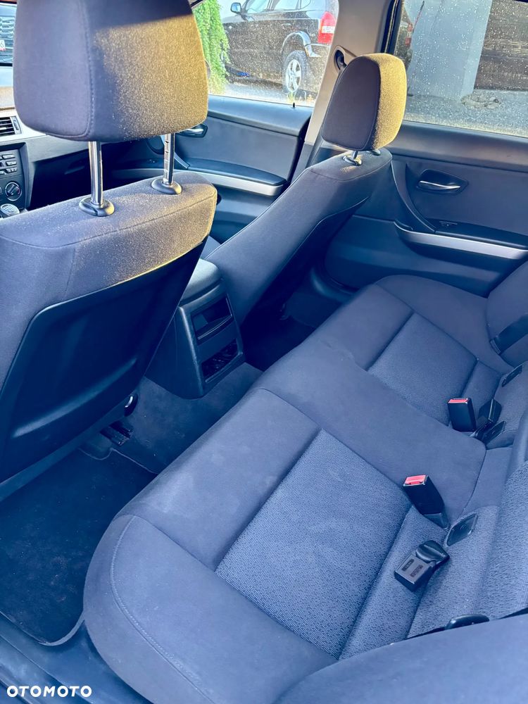 BMW Seria 3 - 12