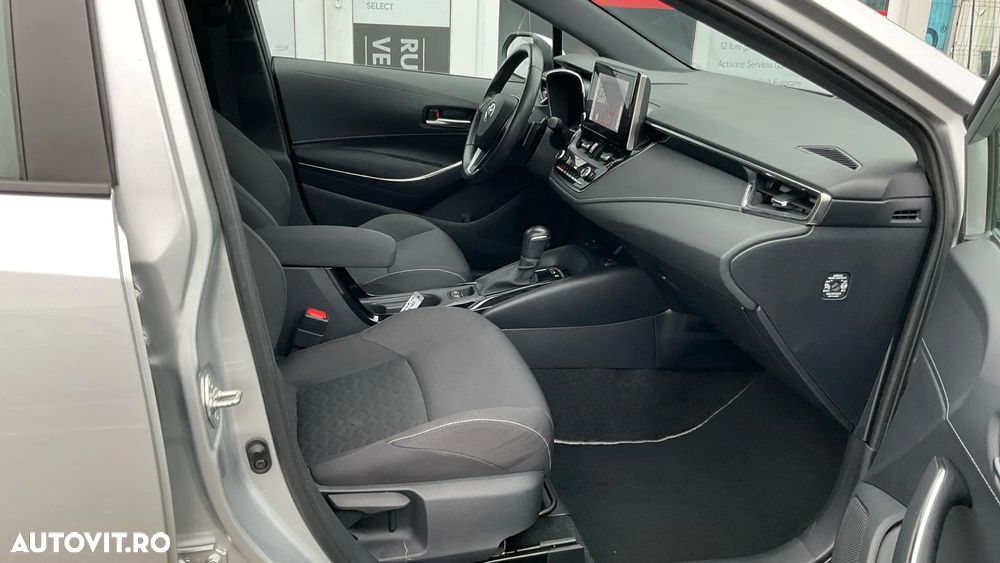 Toyota Corolla 1.8 HSD Dynamic - 16