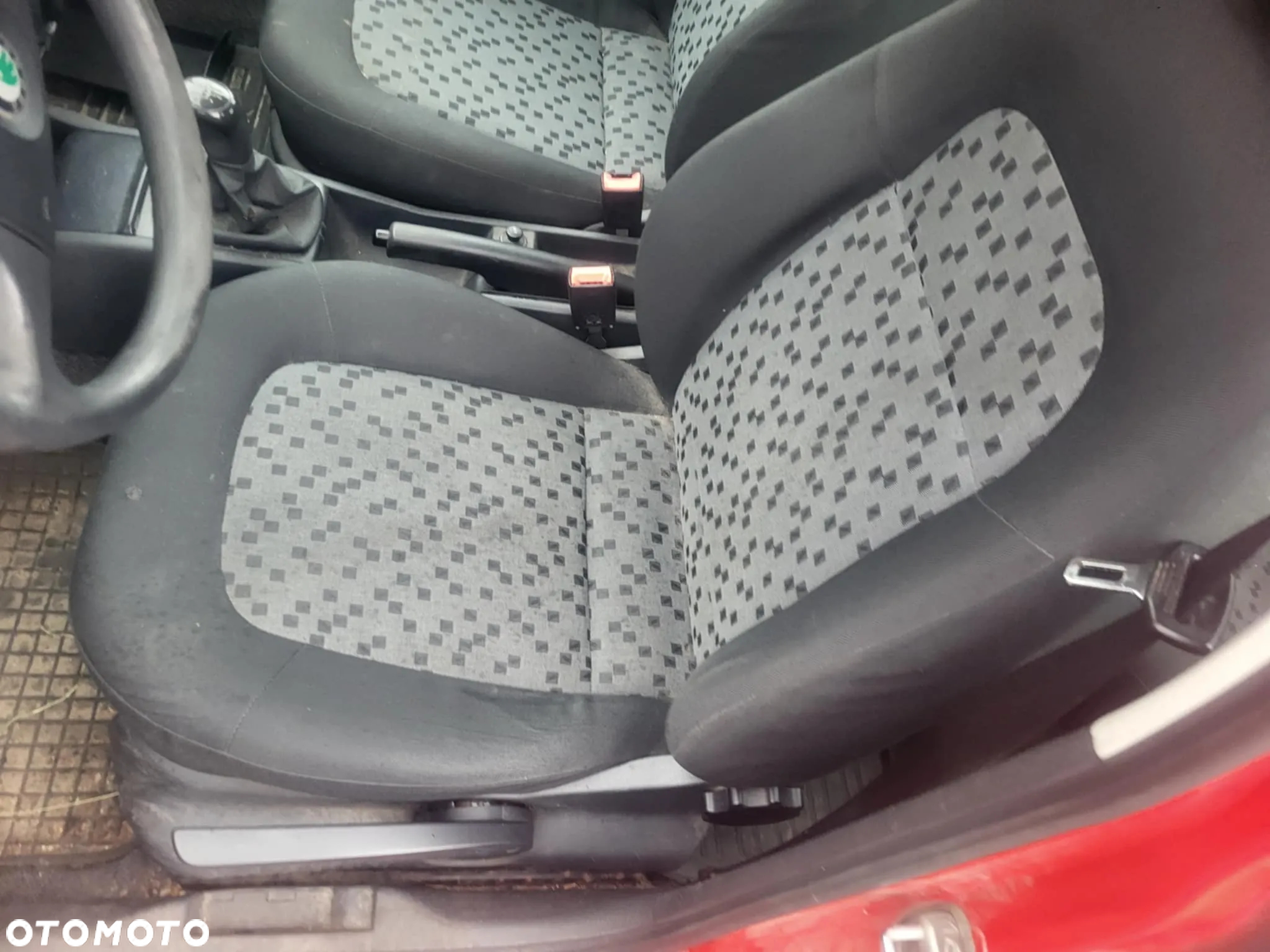 Skoda Fabia 1.2 HTP Classic - 5
