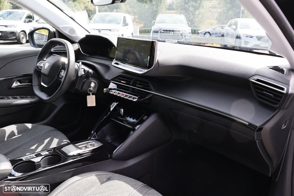 Peugeot 208 1.2 Hybrid Allure e-DCS6 - 13