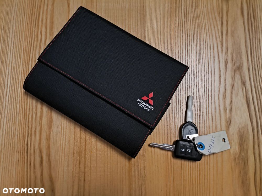 Mitsubishi Space Star 1.2 - 15