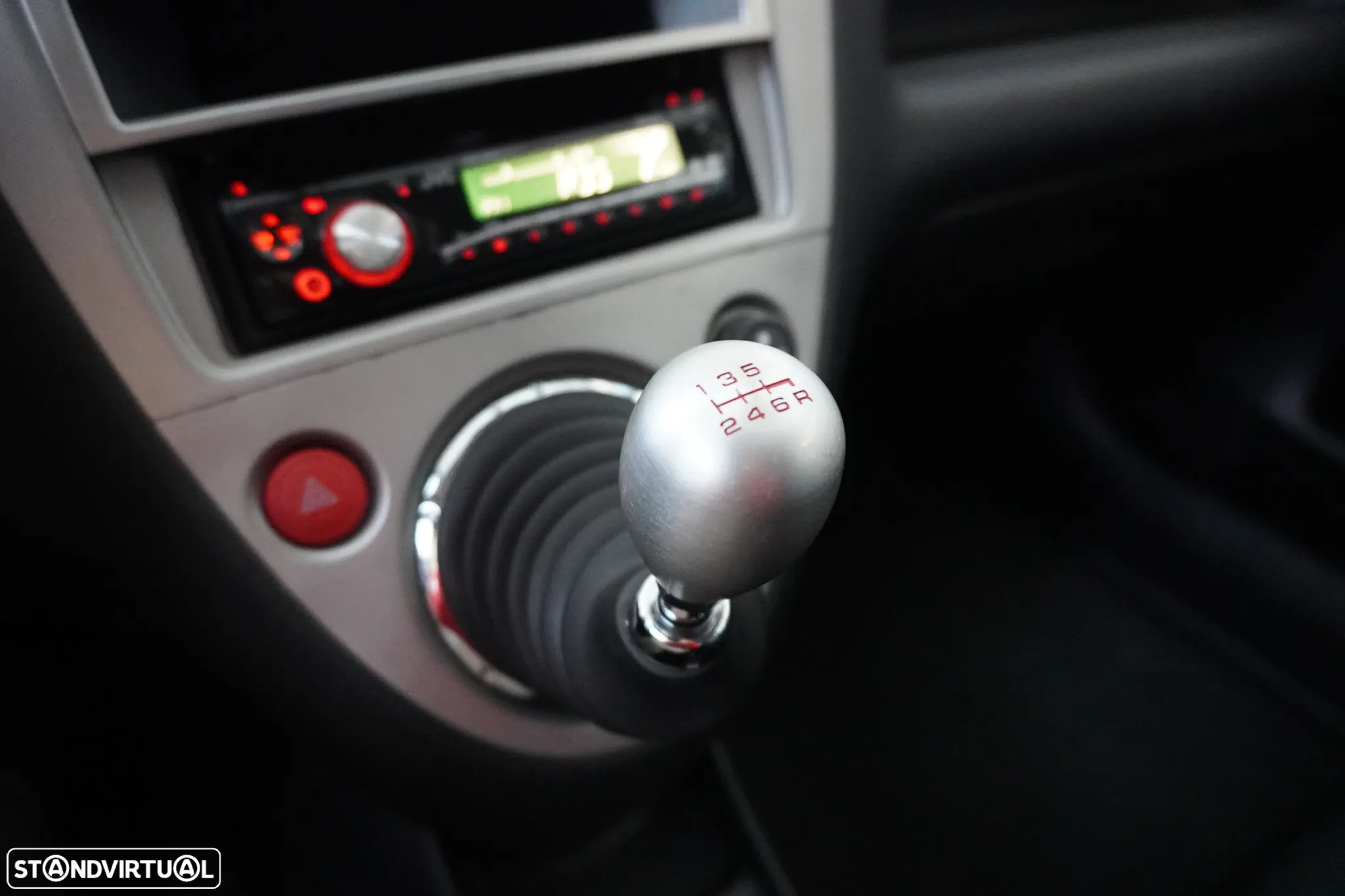 Honda Civic 2.0i Type-R - 24