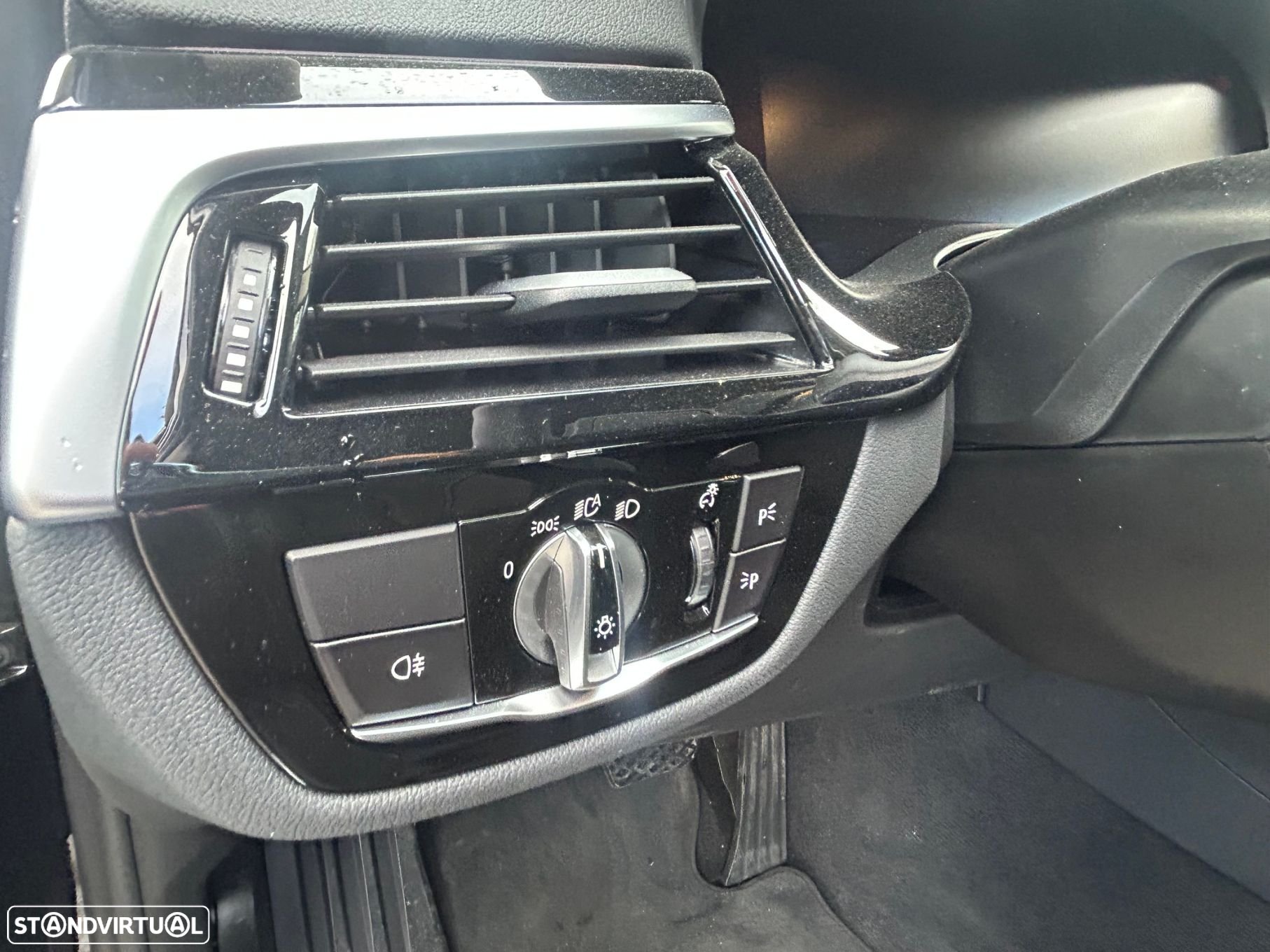 BMW 530 e Line Luxury - 17