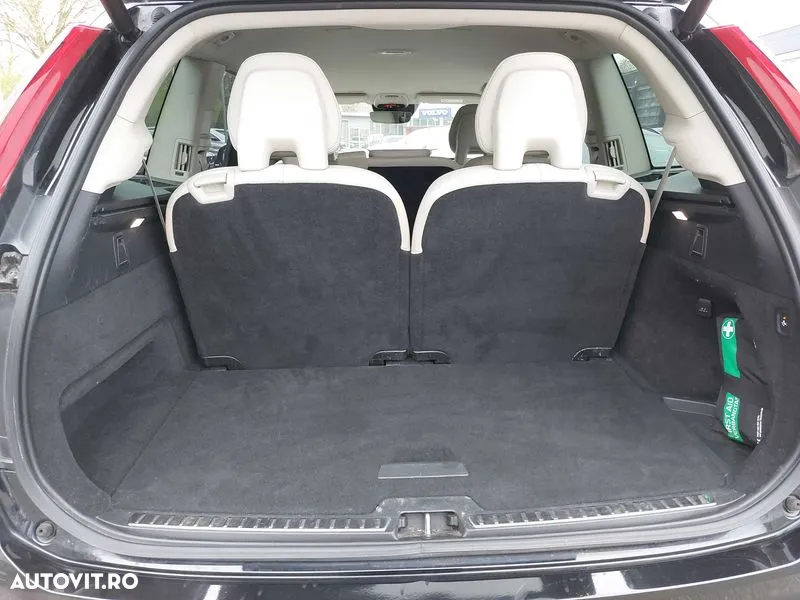Volvo XC 90 T8 AWD Recharge Geartronic Inscription Expression - 8