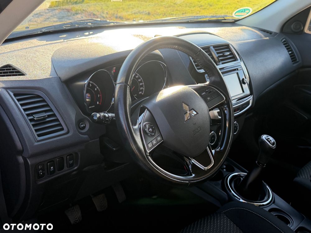 Mitsubishi ASX 1.6 2WD Diamant Edition+ - 12