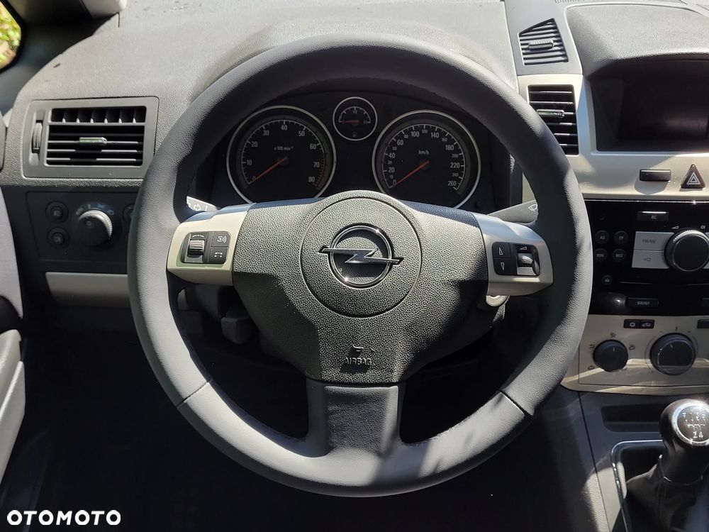 Opel Zafira 1.8 Family Plus - 8