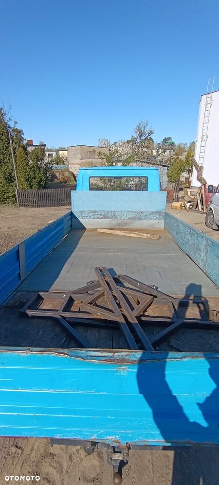 Mercedes-Benz 310 D - 6