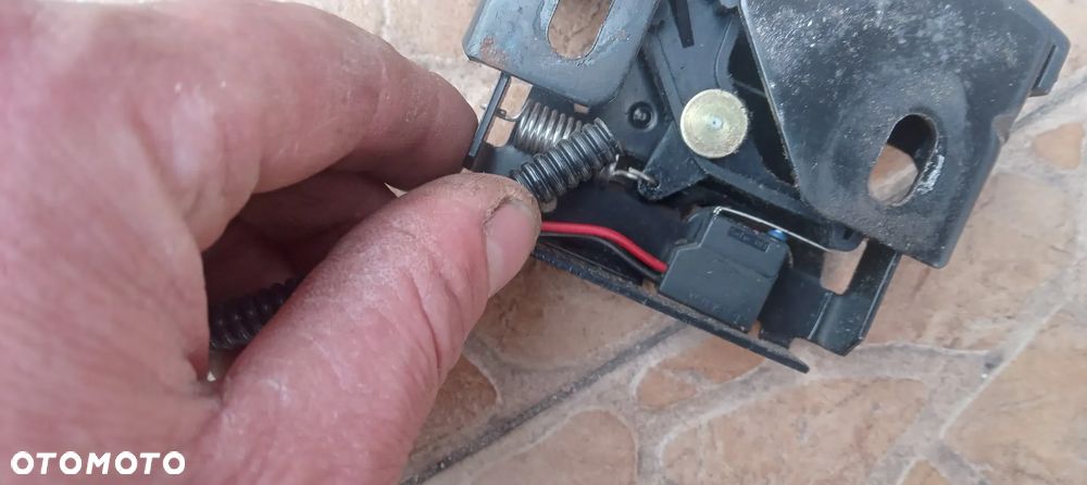 PEUGEOT 206 CC zamek klapy 2PIN - 3
