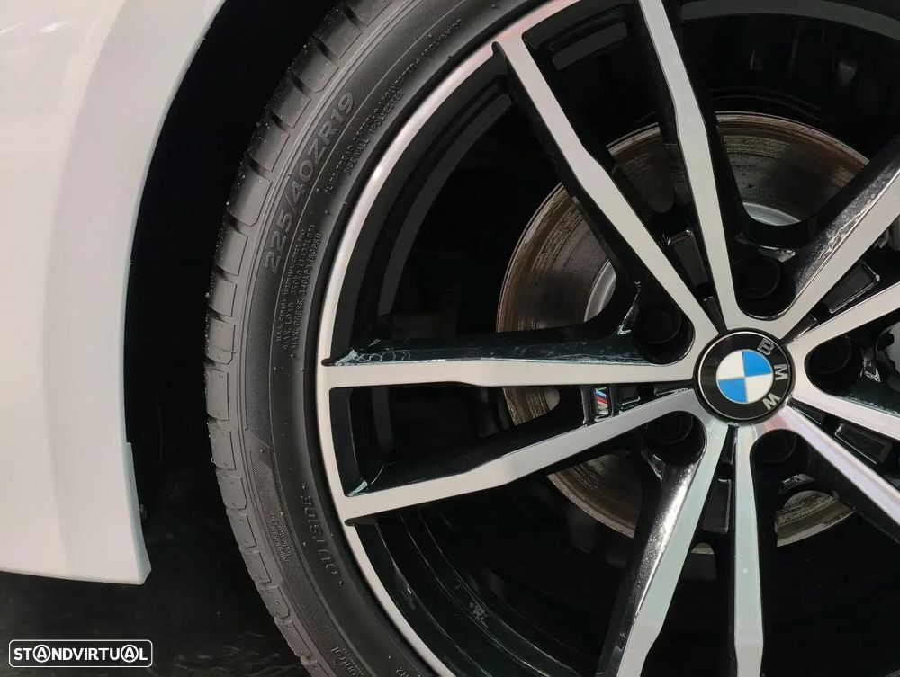 BMW 318 d Auto - 19
