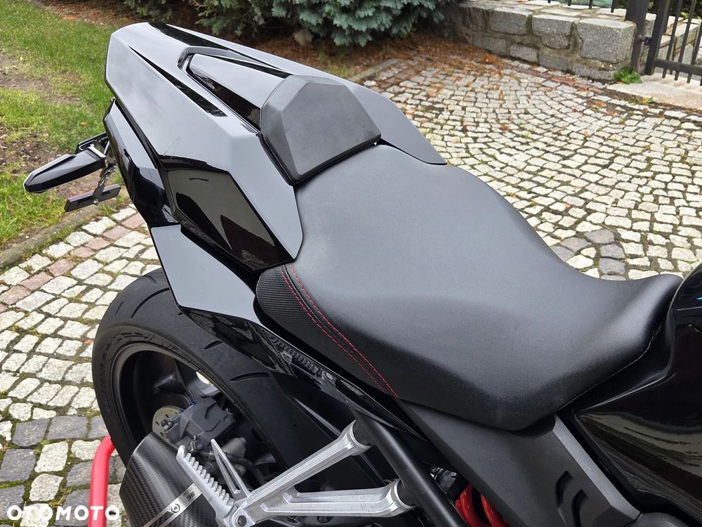 Honda CBR - 40