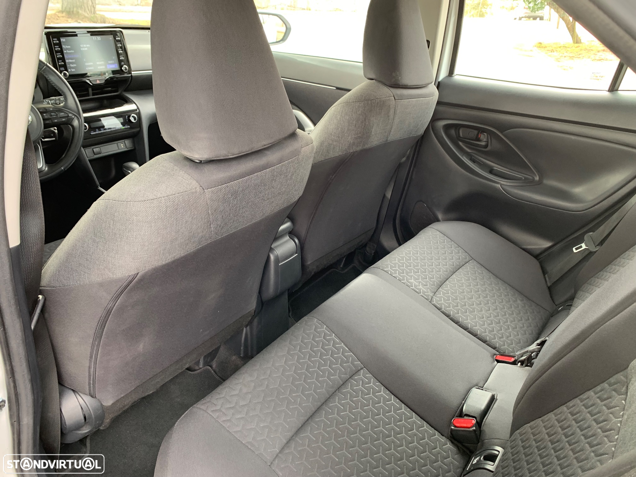 Toyota Yaris Cross 1.5 HDF Comfort Plus - 12