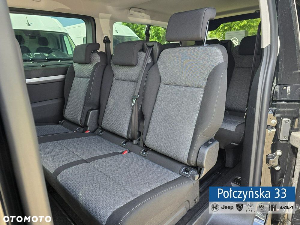 Peugeot Traveller - 28