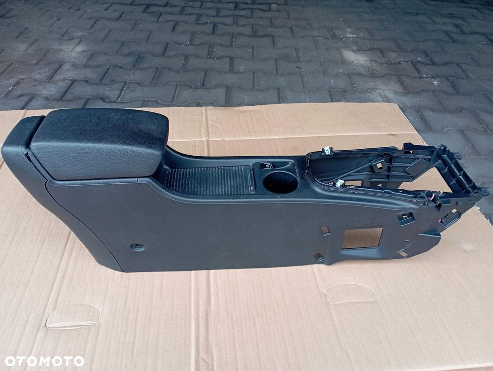 OPEL ASTRA J GTC 3D TUNEL ŚRODKOWY PODŁOKIETNIK EUROPA 13317404 13258342 - 7