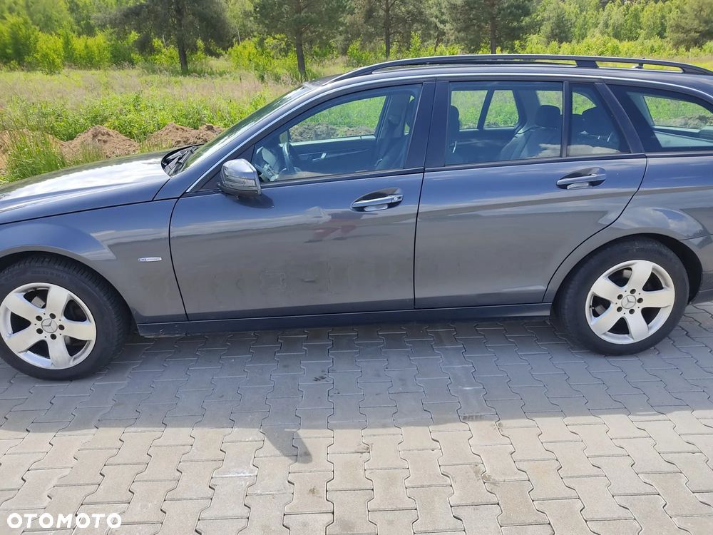 Mercedes-Benz Klasa C 200 CDI DPF BlueEFFICIENCY - 2
