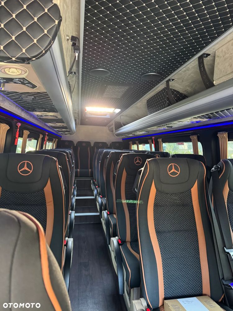Mercedes-Benz Sprinter 519 - 4